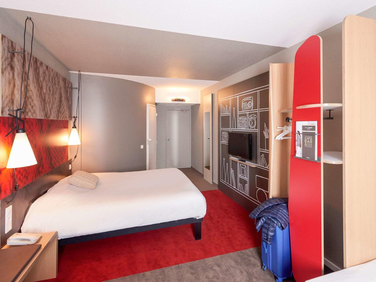 Hotel Ibis Cholet Exterior foto